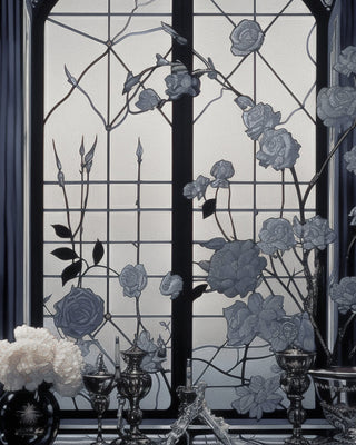 The Ultimate Guide to Perfume Longevity: Natural vs Synthetic Fragrances Compared