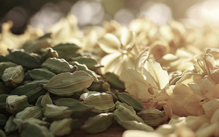 Cardamom and Ylang Ylang: The Oriental Perfume Duo's Molecular Secrets Revealed